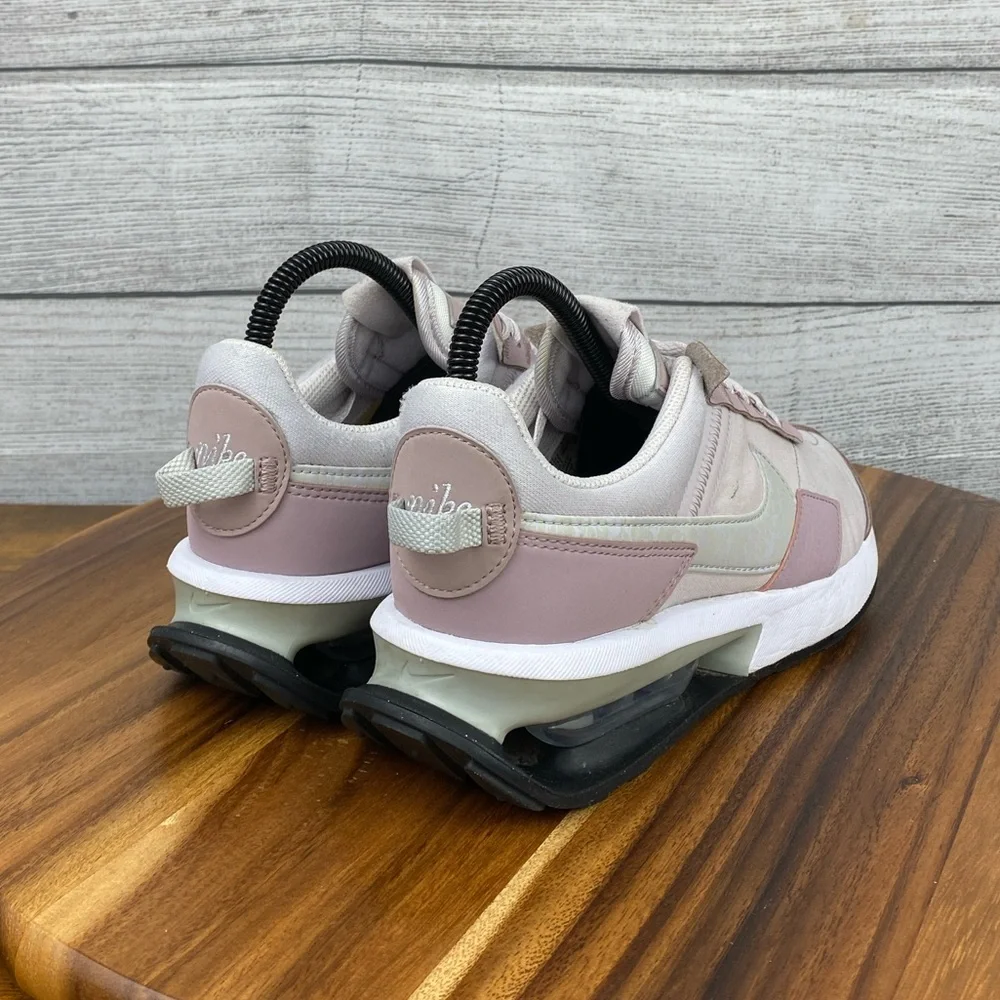Nike Air Max Pre-Day Venice Plum Purple Fog Shoes DJ5407-500 Women’s Size 6.5